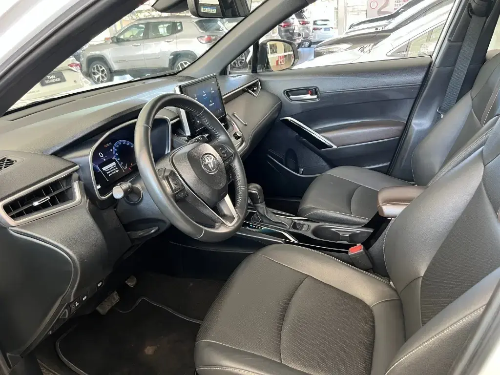 galeria Corolla Cross