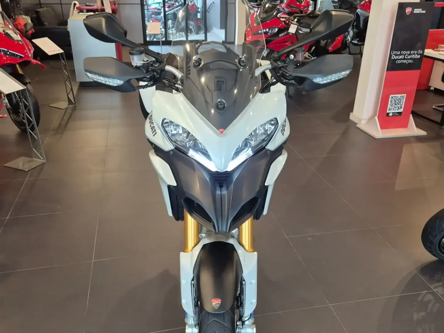 galeria DUCATI MULTISTRADA 1200S TOURING