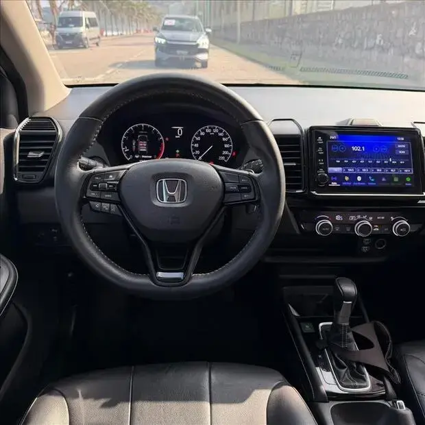 Honda CITY 1.5 i-VTEC FLEX HATCH EXL CVT