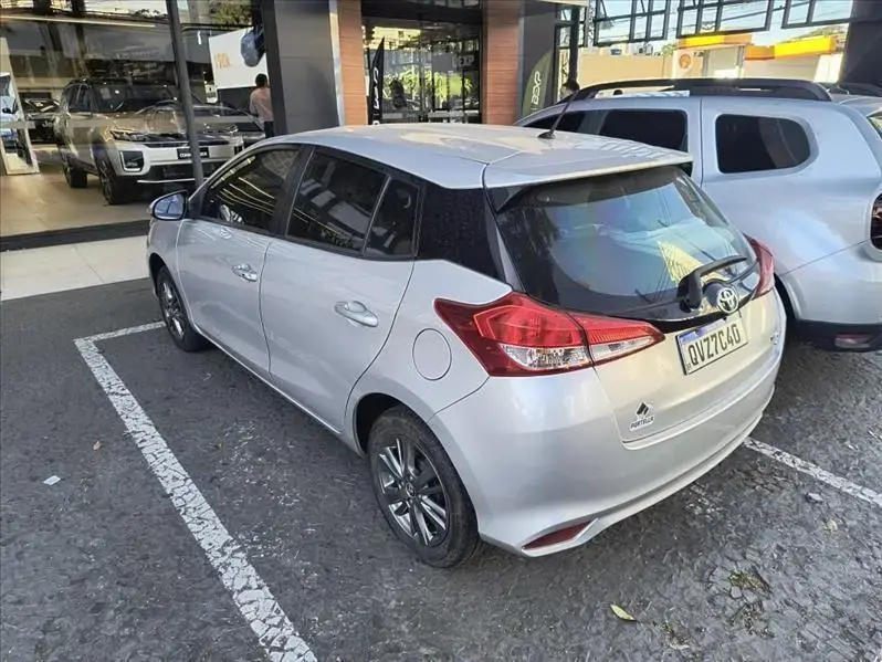 galeria YARIS