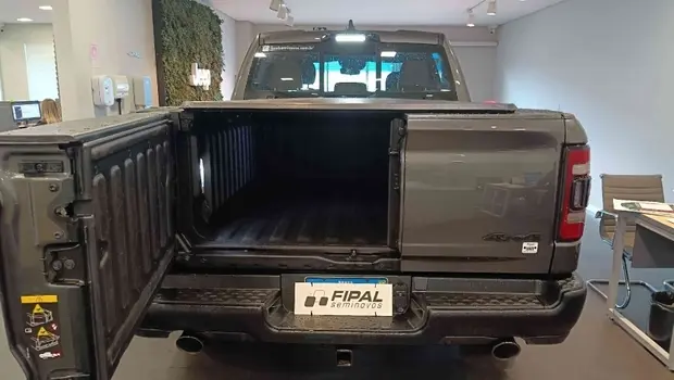 Ram 1500 5.7 V8 GASOLINA REBEL CD 4X4 AUTOMÁTICO