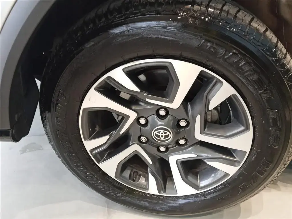 galeria HILUX SW4