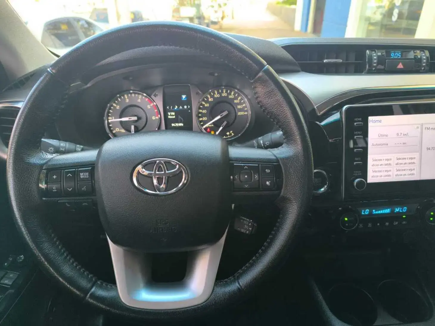 galeria HILUX