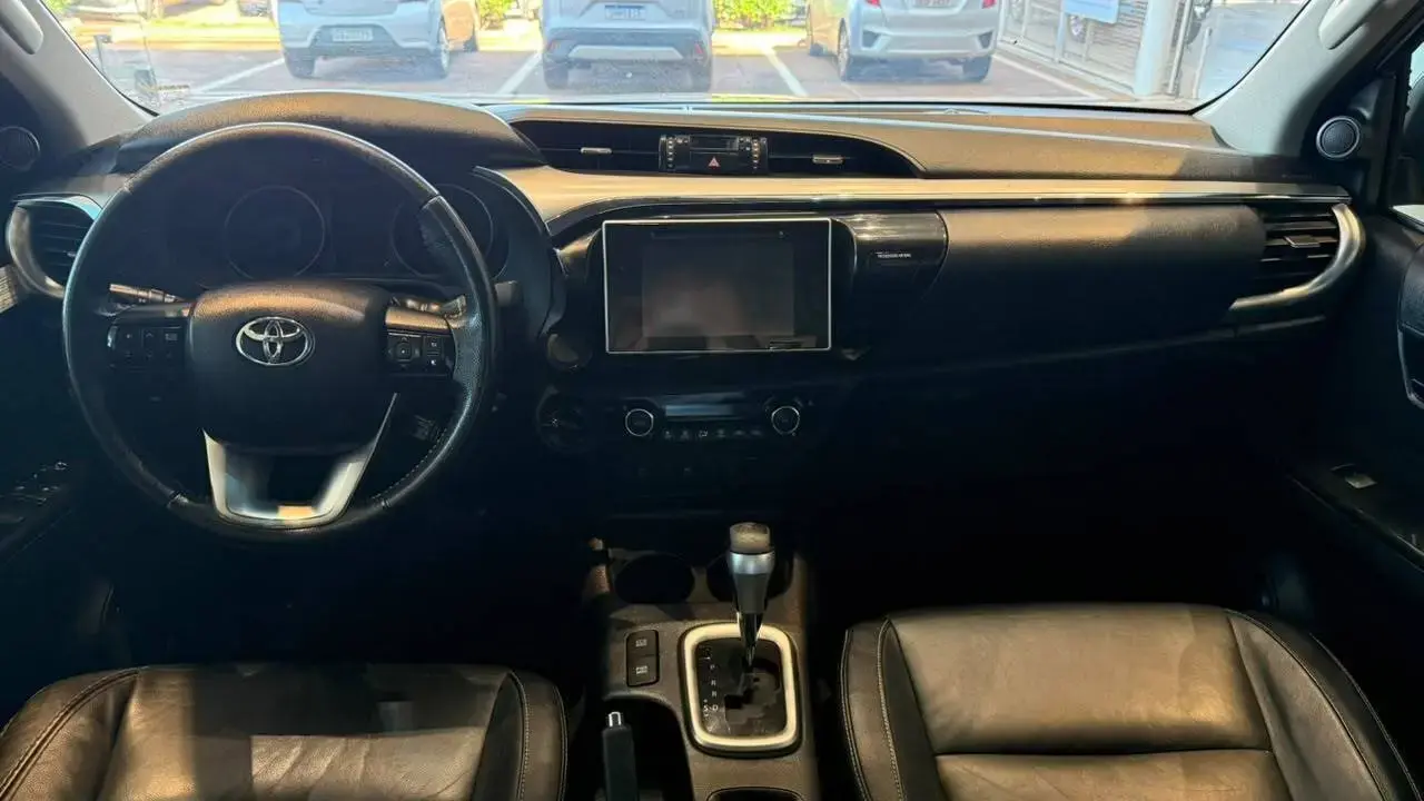 galeria HILUX