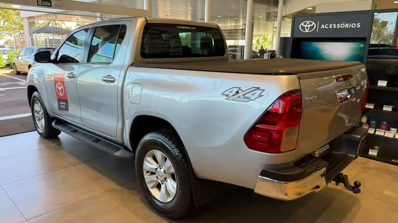 galeria HILUX