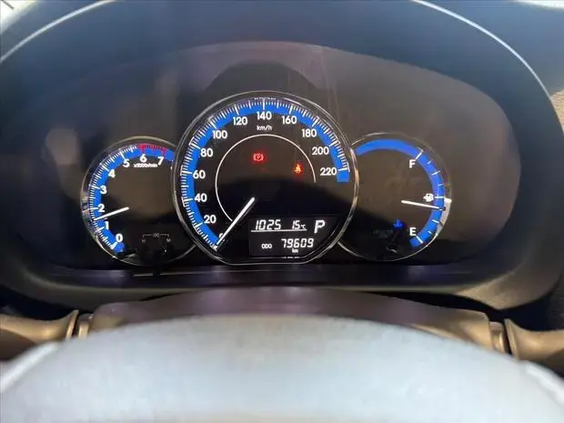 Toyota YARIS 1.5 16V FLEX SEDAN XL MULTIDRIVE
