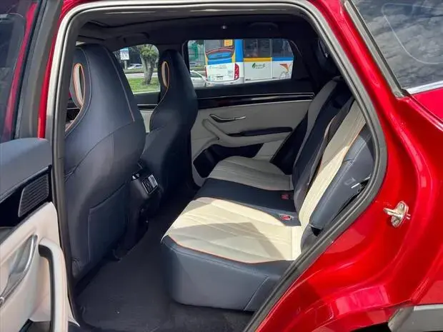 Byd SONG PLUS 1.5 DM-I HÍBRIDO AUTOMÁTICO