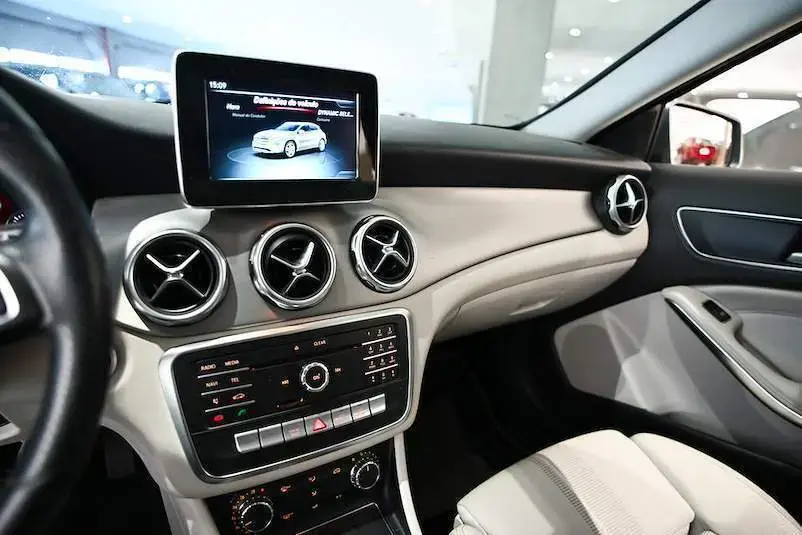 galeria GLA 200