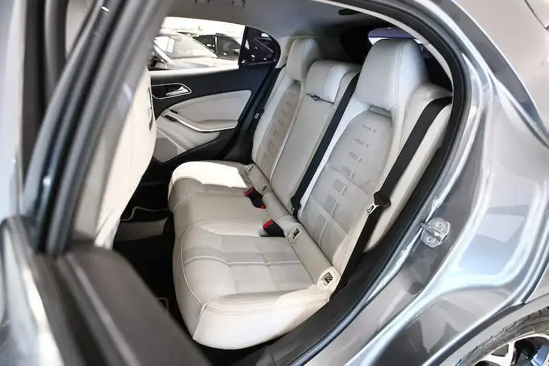 galeria GLA 200