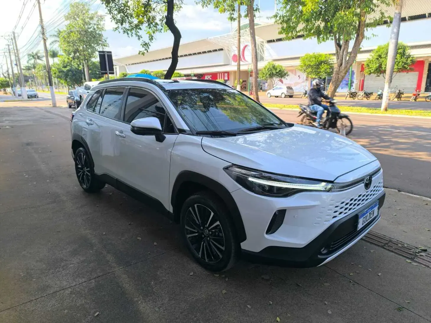 galeria COROLLA CROSS