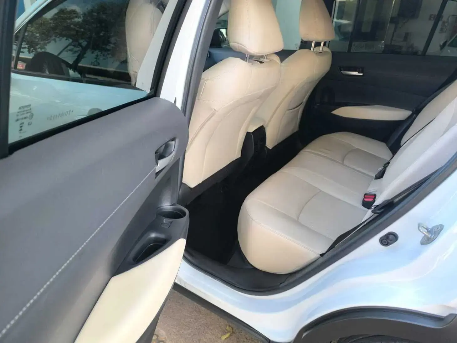 galeria COROLLA CROSS