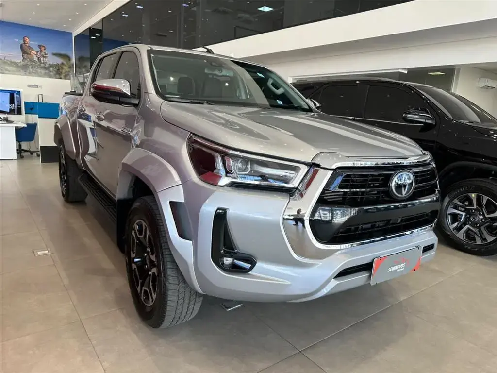galeria HILUX
