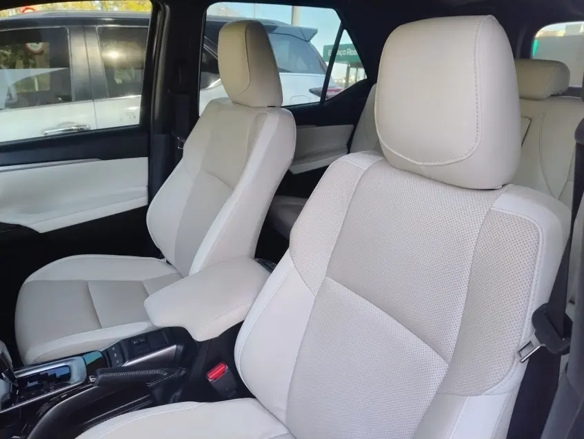galeria HILUX SW4