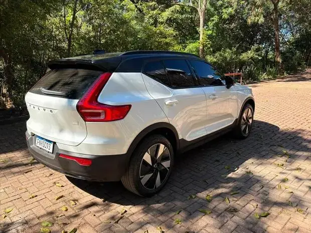 Volvo XC40 P6 RECHARGE ELECTRIC PLUS