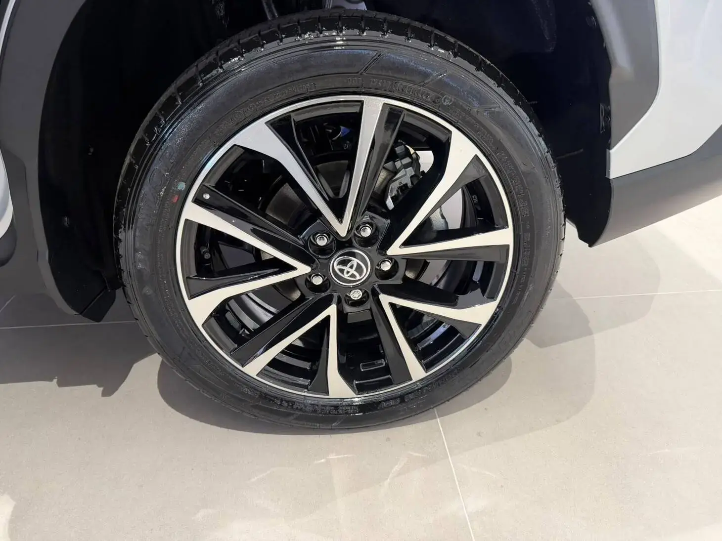 galeria Corolla Cross