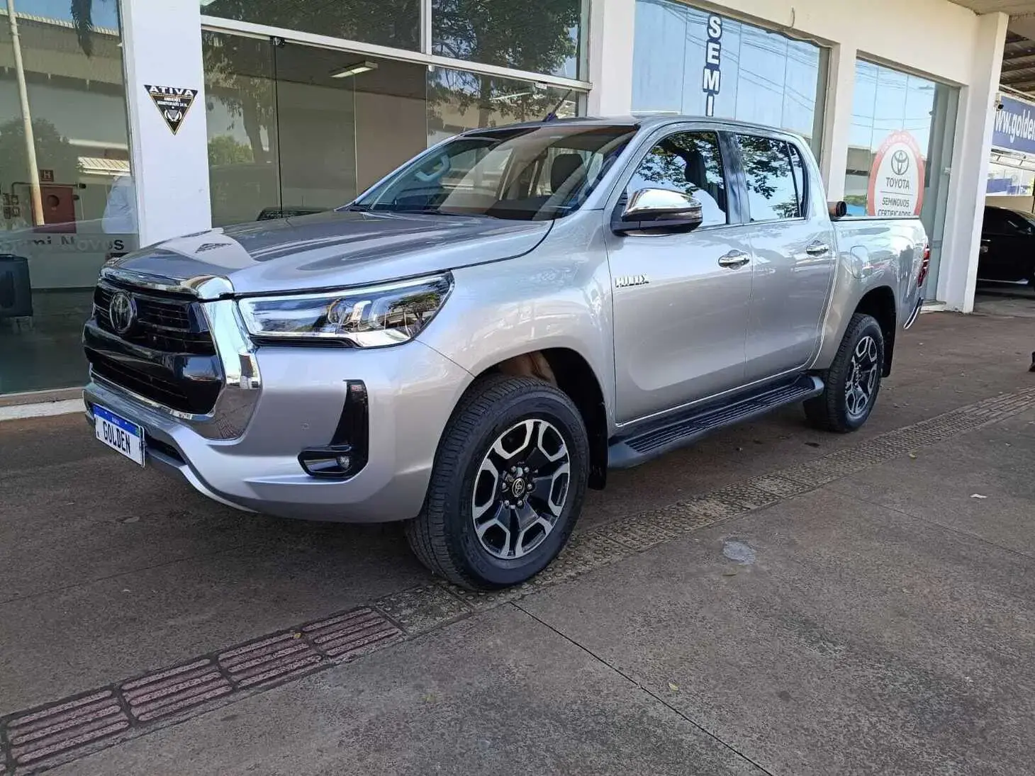 galeria HILUX