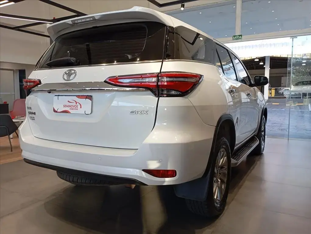 galeria HILUX SW4