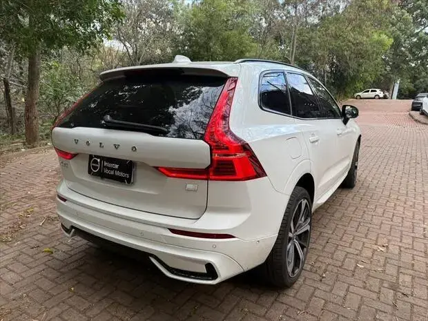 Volvo XC60 2.0 T8 RECHARGE ULTIMATE DARK AWD GEARTRONIC