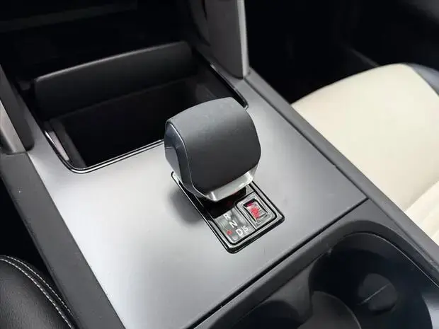 Land Rover DISCOVERY SPORT 2.0 P250 TURBO FLEX R-DYNAMIC SE AUTOMÁTICO