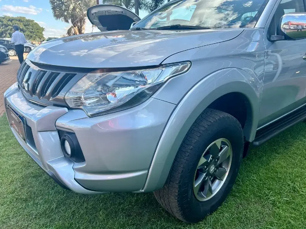 galeria L200 TRITON