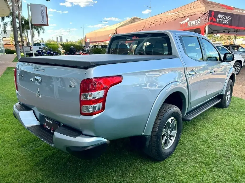 galeria L200 TRITON
