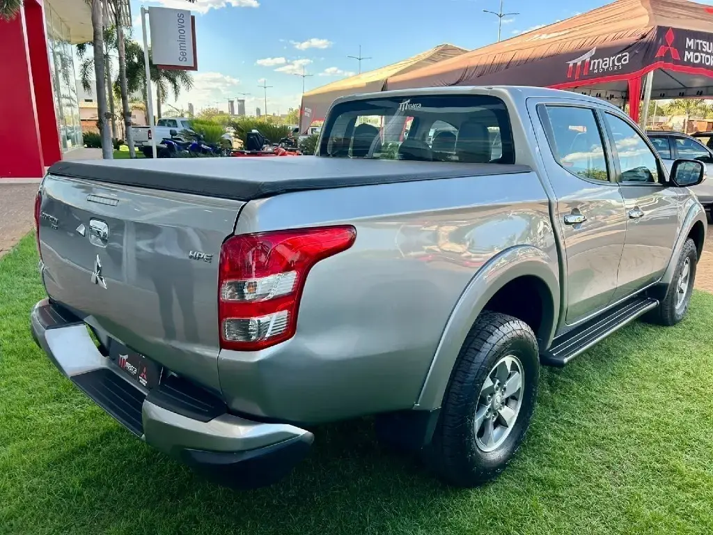 galeria L200 TRITON