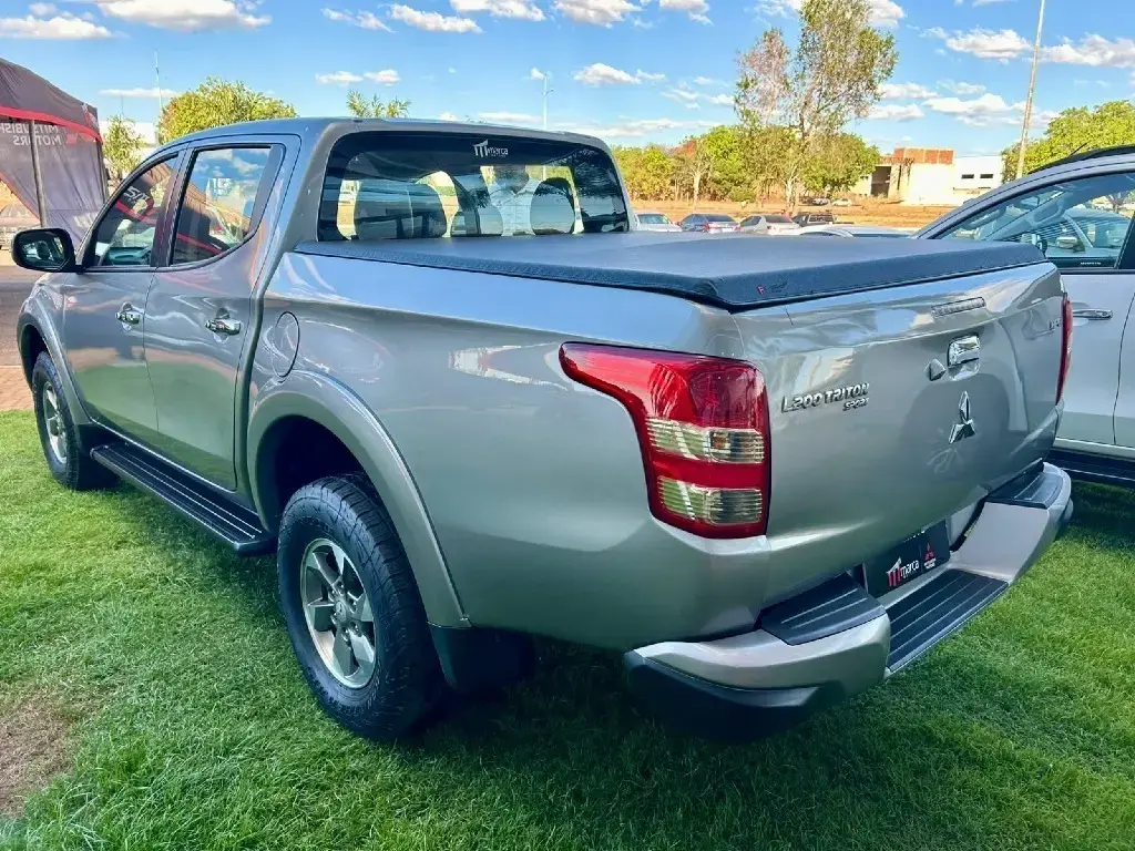 galeria L200 TRITON