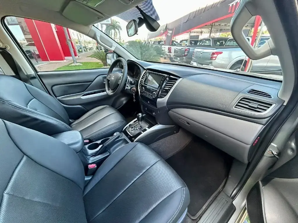 galeria L200 TRITON