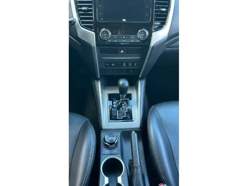 galeria L200 TRITON