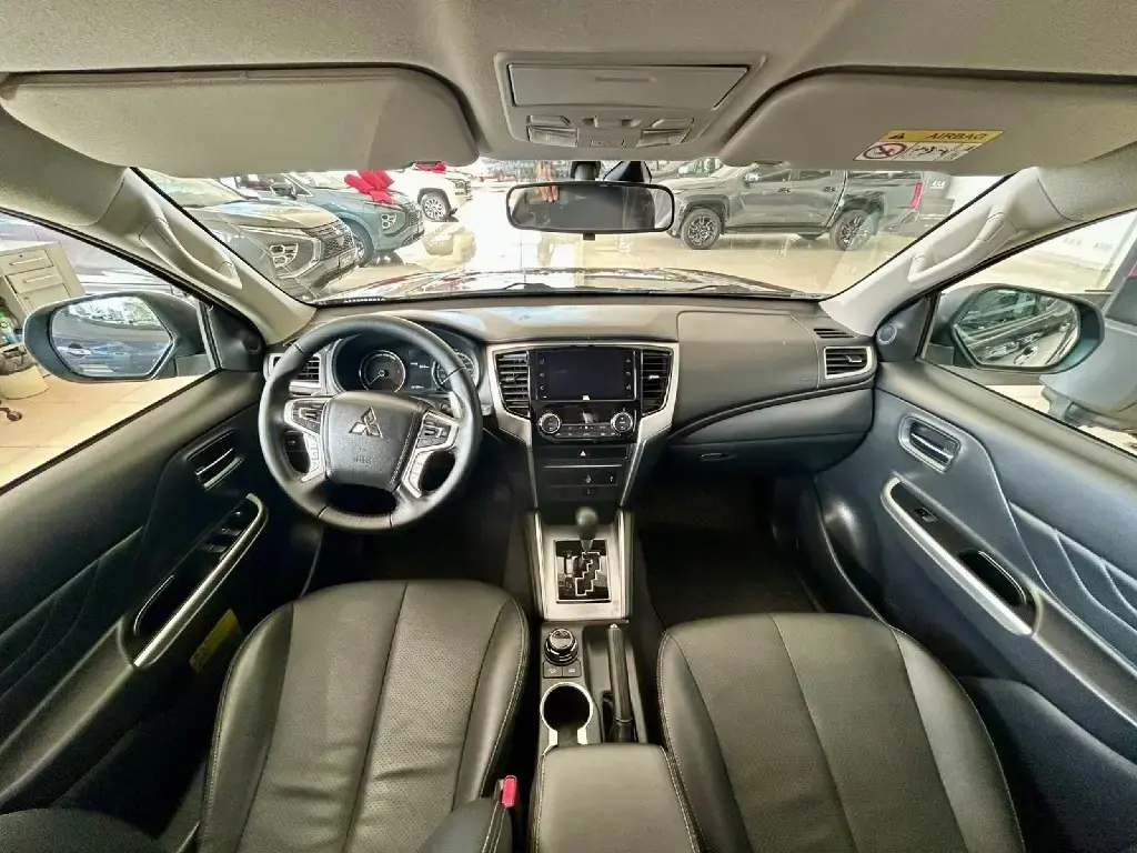 galeria L200 TRITON