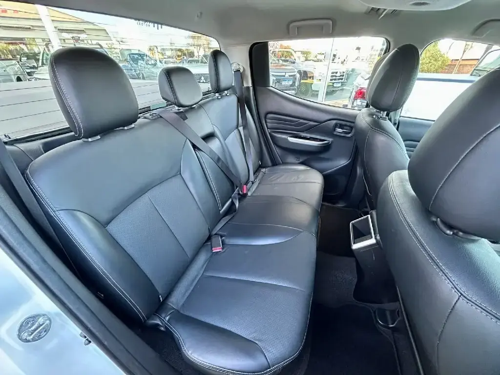 galeria L200 TRITON