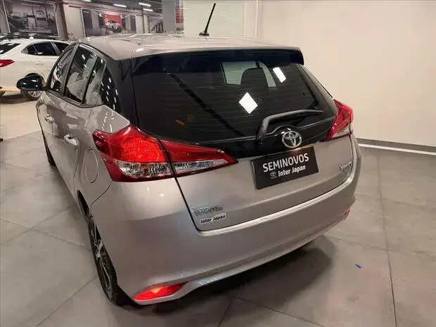 Toyota YARIS 1.5 16V FLEX XS MULTIDRIVE