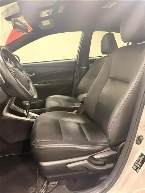 Toyota YARIS 1.5 16V FLEX XS MULTIDRIVE