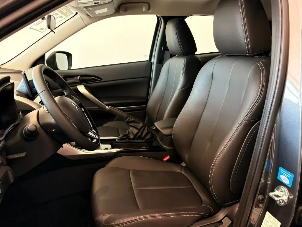 galeria ECLIPSE CROSS
