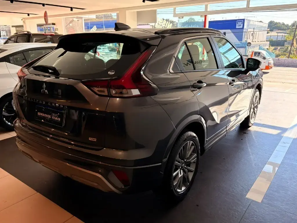 galeria ECLIPSE CROSS