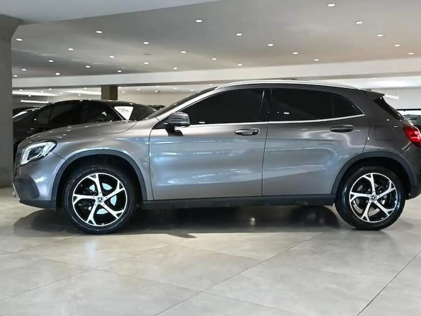 galeria GLA 200