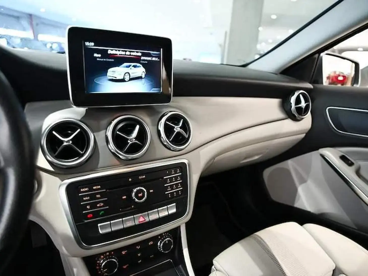 galeria GLA 200