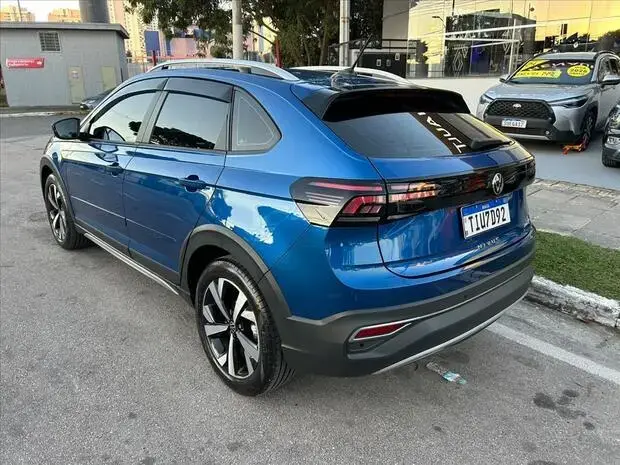 Volkswagen NIVUS 1.0 200 TSI TOTAL FLEX HIGHLINE AUTOMÁTICO