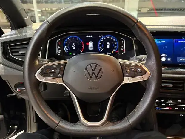 Volkswagen NIVUS 1.0 200 TSI TOTAL FLEX HIGHLINE AUTOMÁTICO