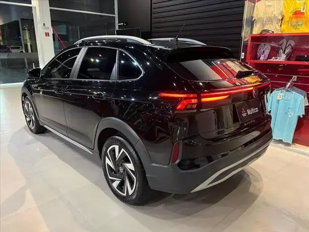 Volkswagen NIVUS 1.0 200 TSI TOTAL FLEX HIGHLINE AUTOMÁTICO