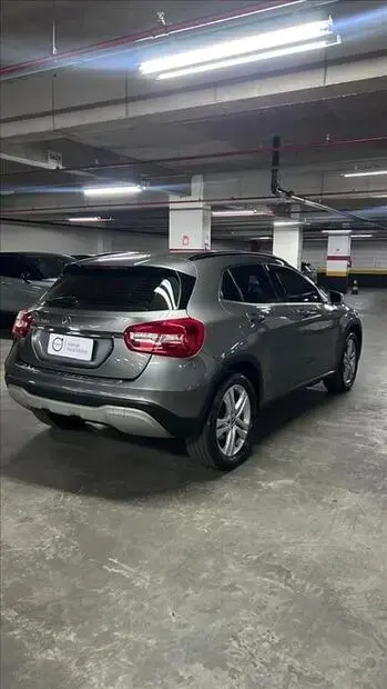 Mercedes Benz GLA 200 1.6 CGI FLEX STYLE 7G-DCT
