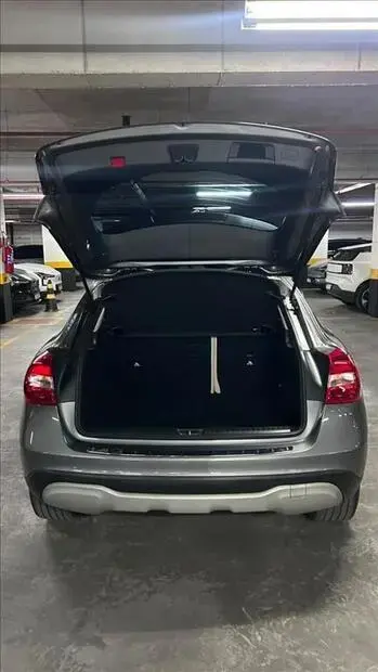 Mercedes Benz GLA 200 1.6 CGI FLEX STYLE 7G-DCT