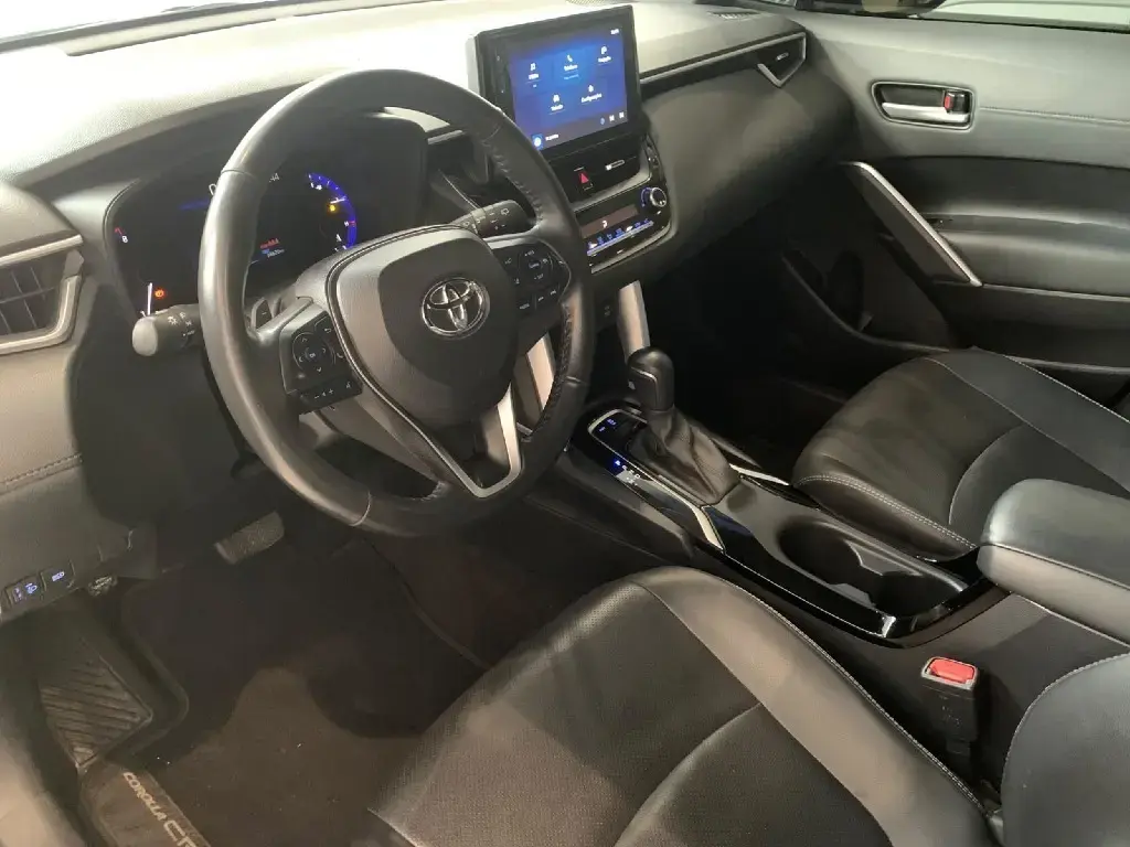 galeria Corolla Cross