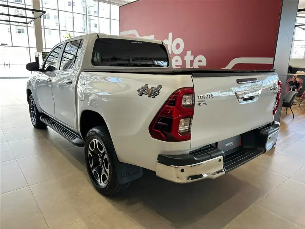 galeria HILUX