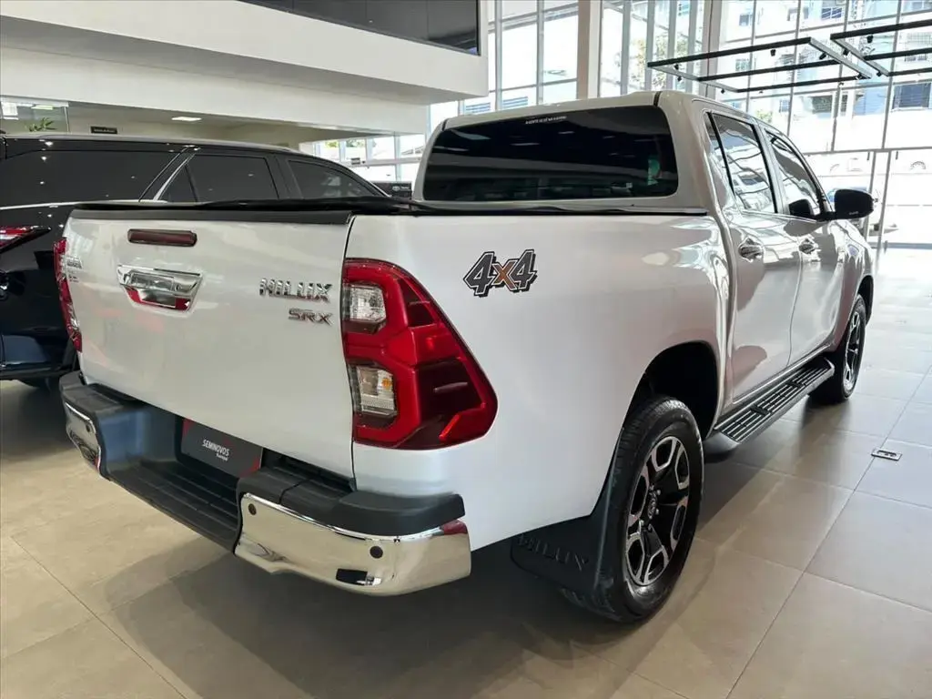 galeria HILUX