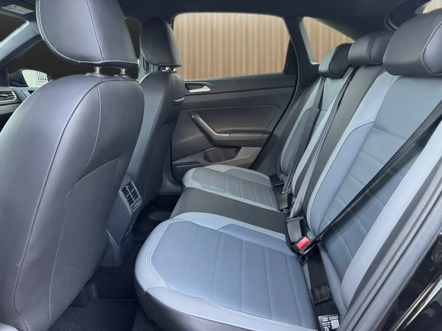 galeria Nivus Highline 1.0 200 TSI Flex Aut.