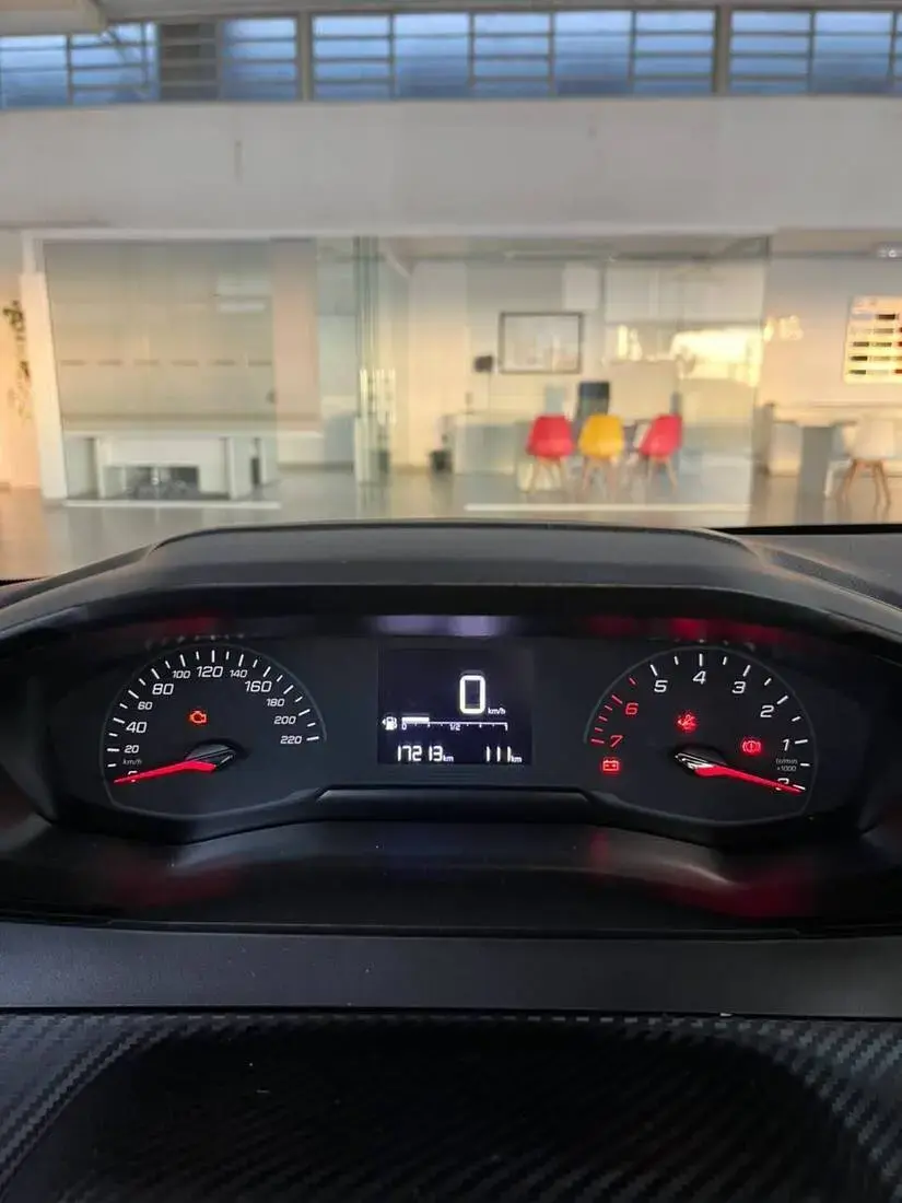 galeria PEUGEOT 208 STYLE MANUAL