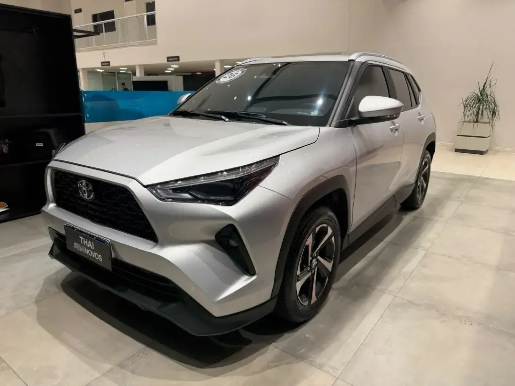 galeria YARIS CROSS