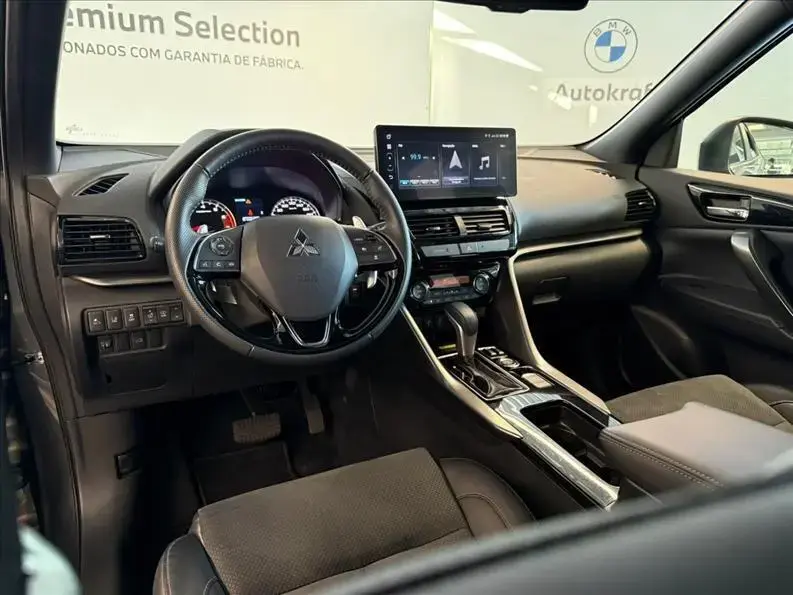 galeria ECLIPSE CROSS