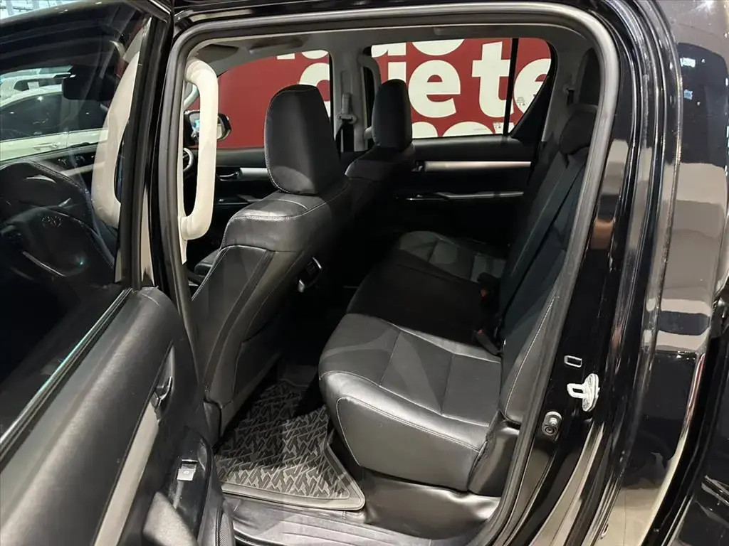 galeria HILUX